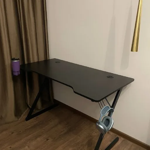 Компьютерный стол Jusk Gamer