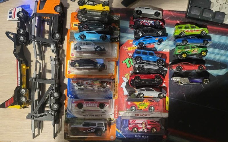 машинки Hot Wheels Matchbox