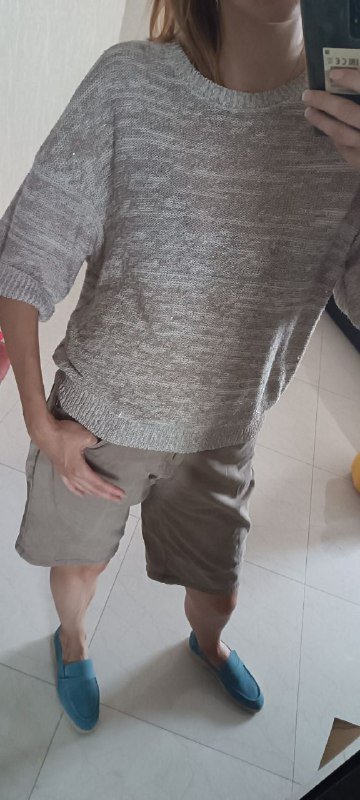 Свитер, юбка, ботинки, брюки, футболка, лоферы, платья, босоножки 8