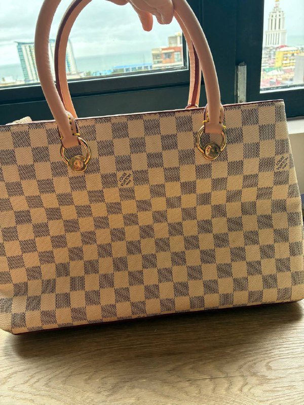 Сумка Louis Vuitton 2