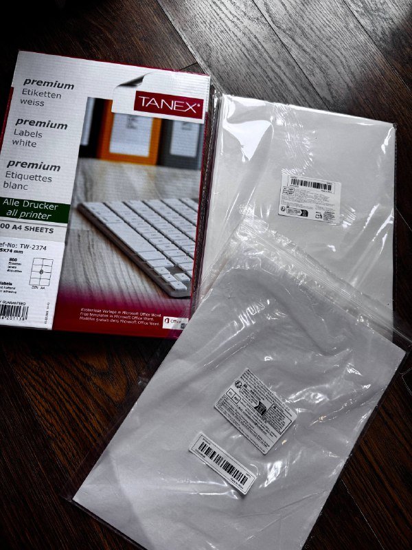 Бумага для стикеров самоклеящаяся матовая и глянцевая А4