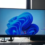 Игровой монитор AOC 27" Q27G2E, кресло HyperX, перчатки Venum, футы 1