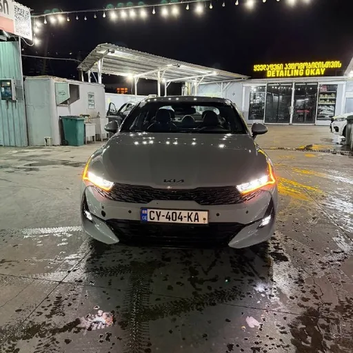 Kia K5 2023