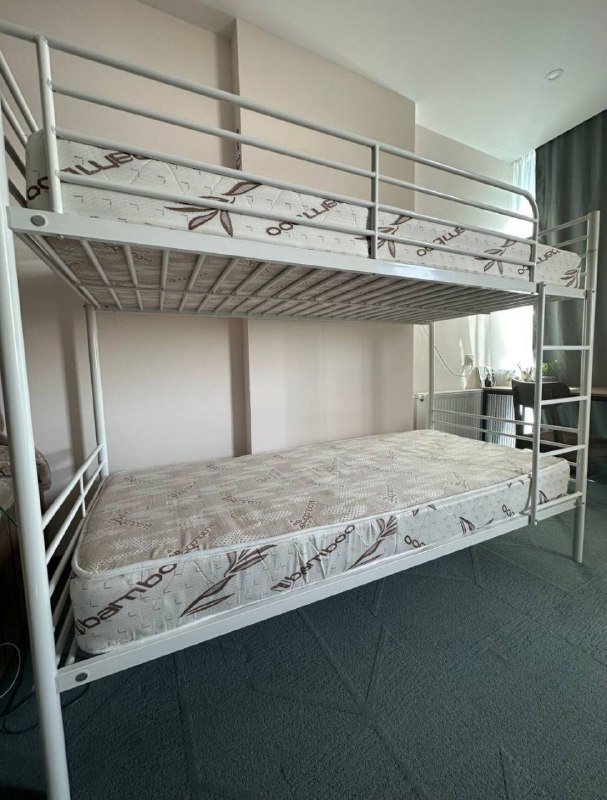 Двухъярусная кровать