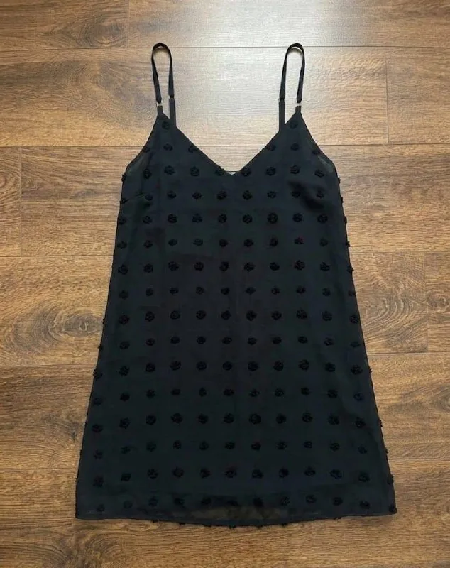 Dress, shirts, tops, bodysuit, blouse, trousers, skirt 1