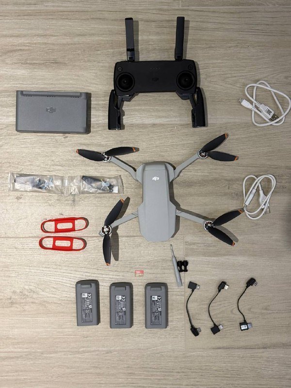 Дрон DJI mini SE с аксессуарами 4