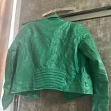 Кожаная куртка Bershka 3