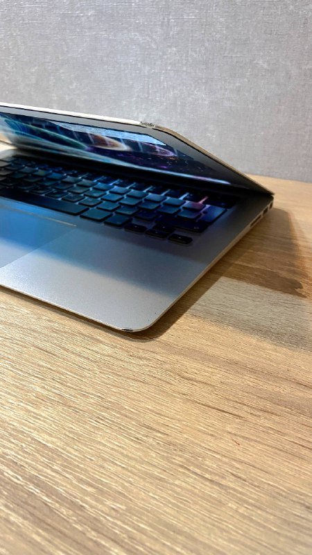 MacBook Air 13” 2014 i5 4GB 128GB 4