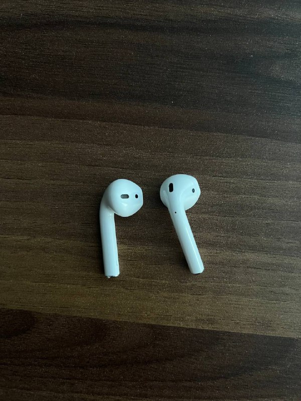 Левый и правый наушник AirPods2 оригинал