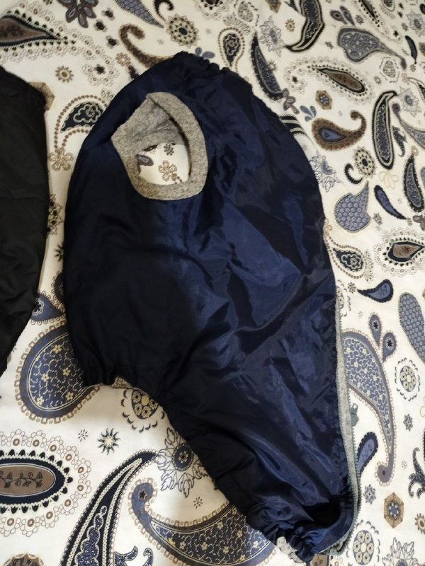 Две курточки для собак средних пород 2