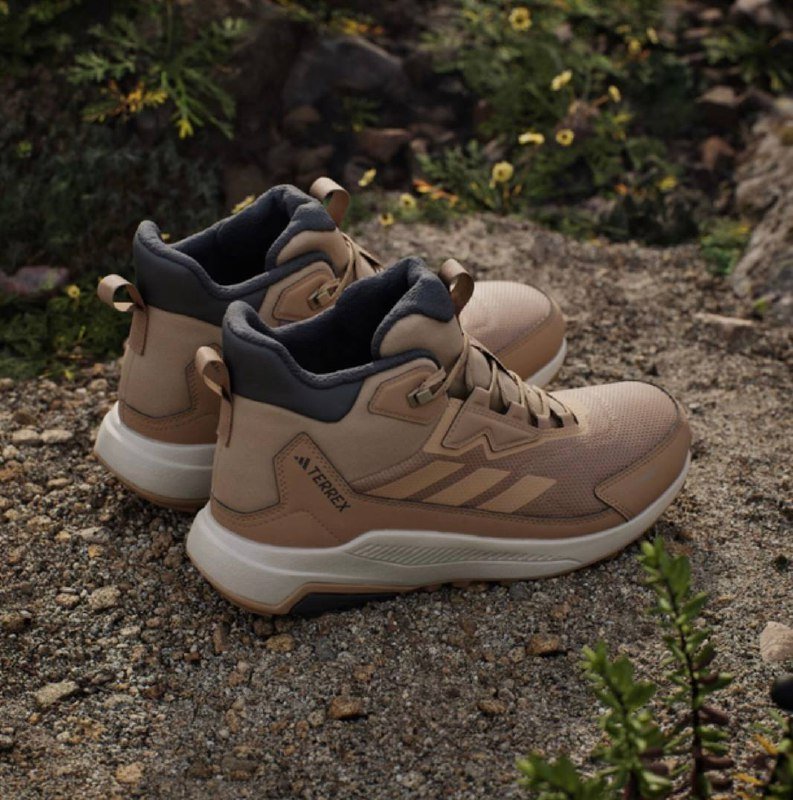 Мужские ботинки Adidas размер US 10,5 9