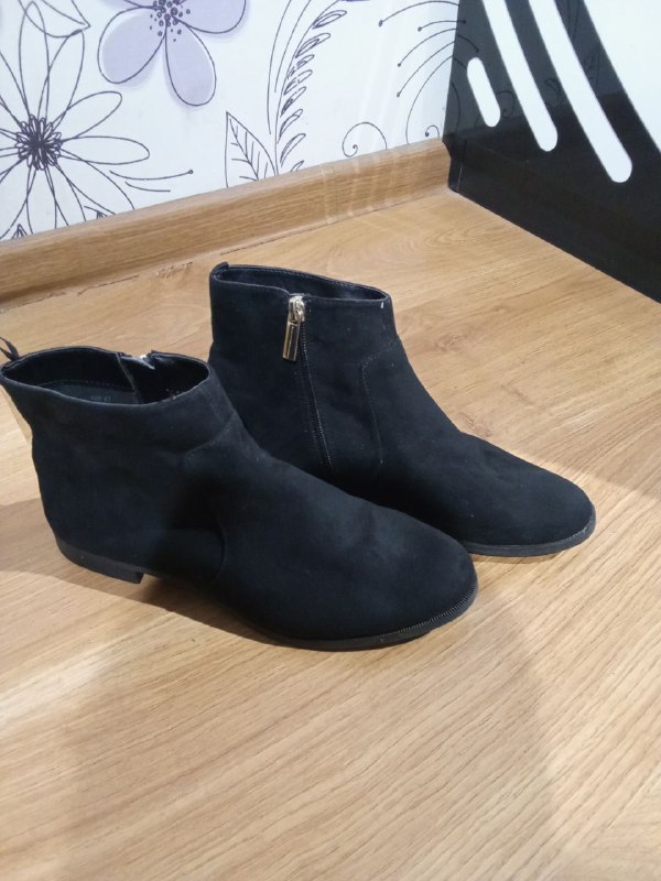 кеды Lacoste, Carlo Pazolini, ботинки Luis Vuitton, рюкзак, кеды Hummel, Veja, обувь, платья 7