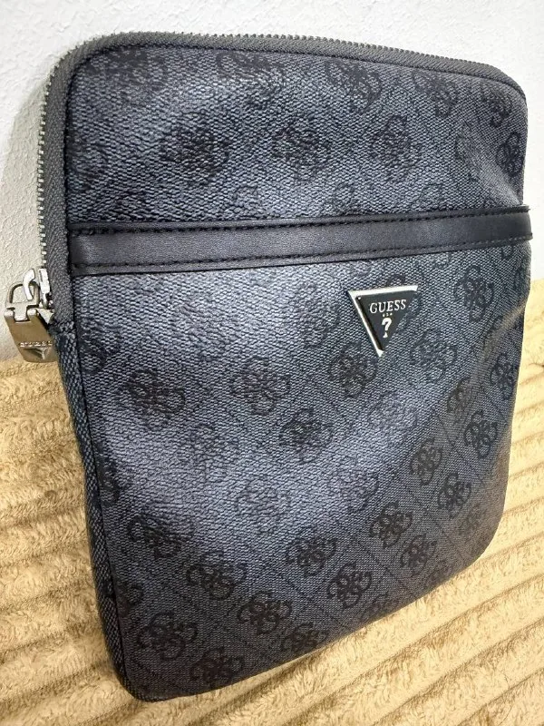 Сумка GUESS 1