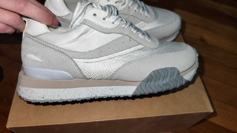 Новые ботасы Benetton, размер 36 5