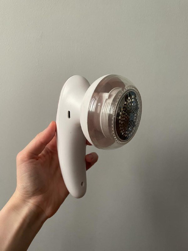 Отливант Terre d'Hermès, Парфюм Clinique Happy, Крем для рук Kiehls, Тинт Glossier, Машинка для катышек 10