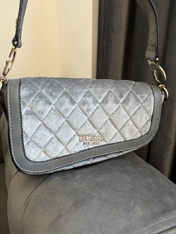 Coach, Guess, Parfois клатчи и сумки 4