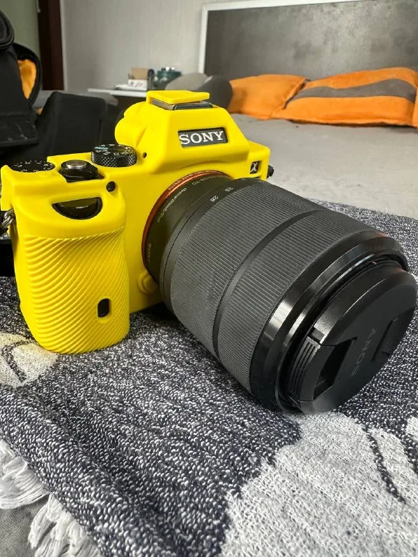 Камера Sony Alpha 7S, объективы, вспышка, микрофон, дрон, штатив, свет 1