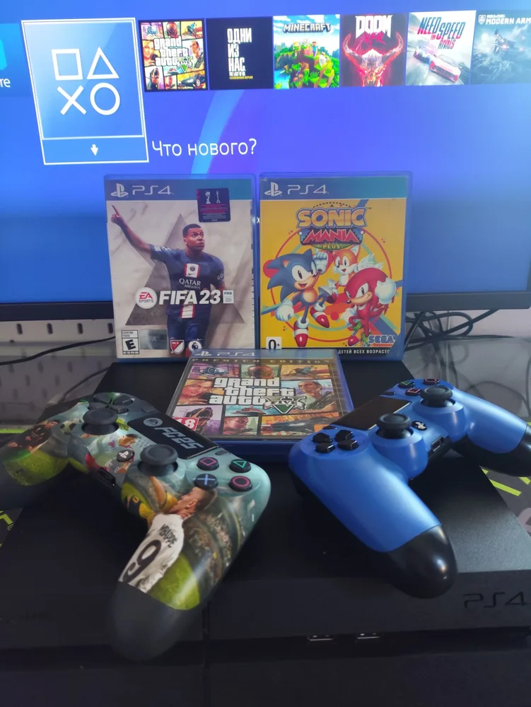 PS4 Fat, 3 игры, 2 джойстика 1