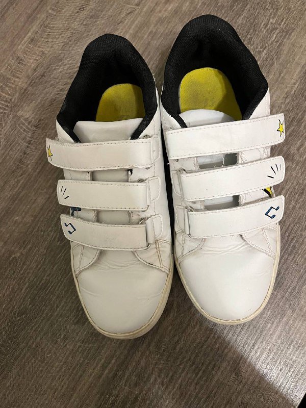 Женские белые кроссовки размер 37