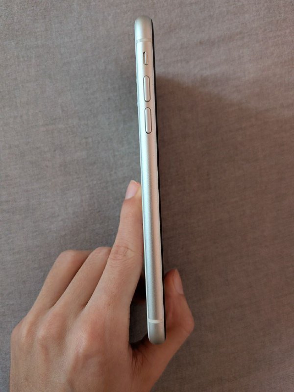 Айфон 11 черный 64гб, Айфон 11 белый 128гб 9