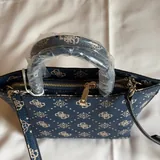 Сумочка GUESS 2