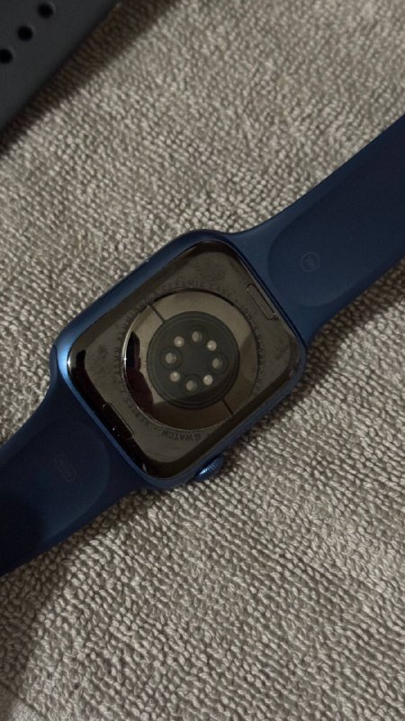 Apple Watch SE 2nd, Apple Watch series 7, AirPods Pro 2 левый наушник 3