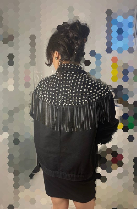 Джинсовка с заклепками и бахромой 2