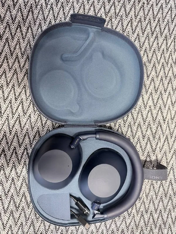 Sony WH-1000XM6 Wireless Headphones