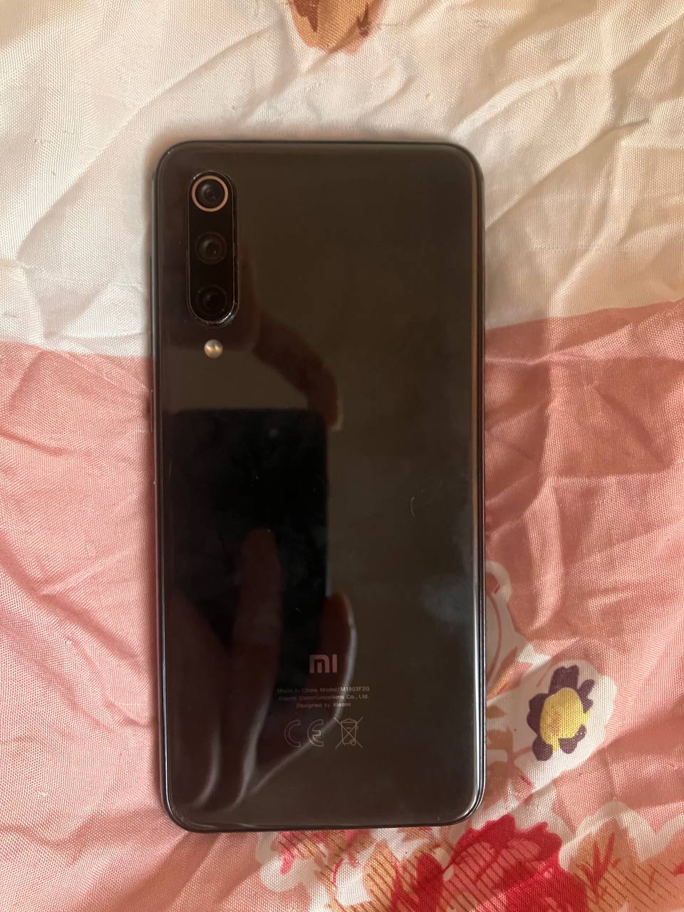 Xiaomi Mi 9 SE 3