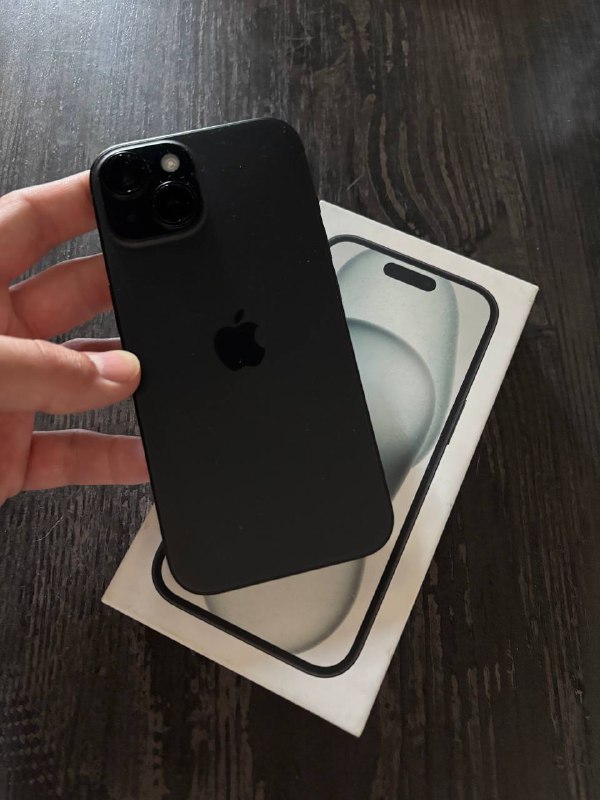 iPhone 15 2