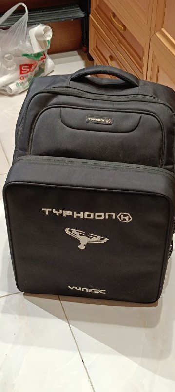 Дрон Typhoon Yuneec 3