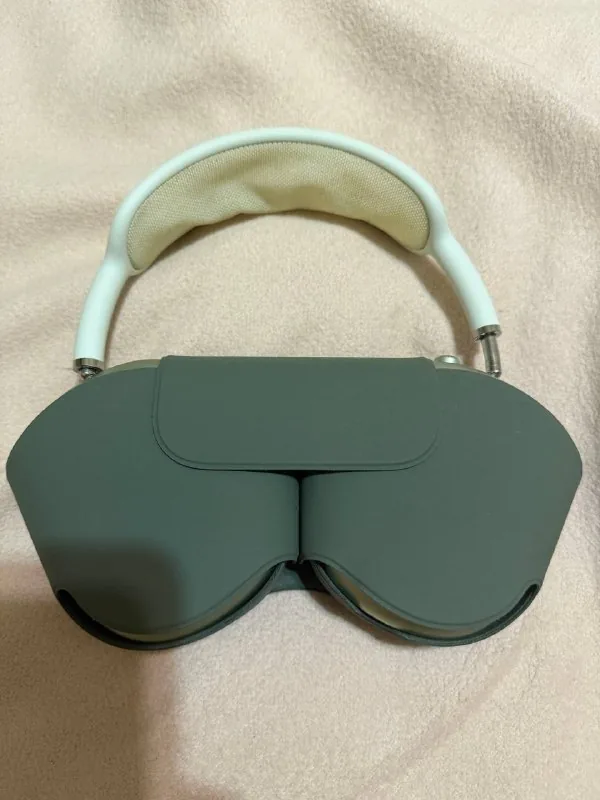AirPods Max 1