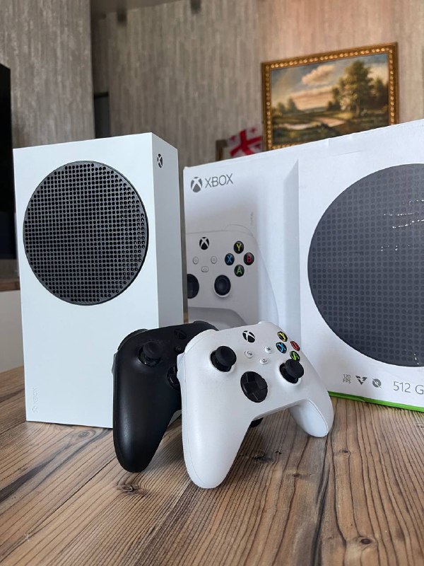 Xbox Series S 512GB с 1 или 2 геймпадами
