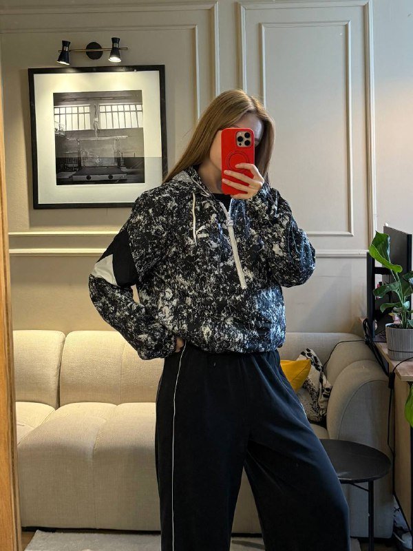 Спортивная сумка, свитшоты Nike Air Jordan, ветровка Puma, футболка Nike Jordan 7