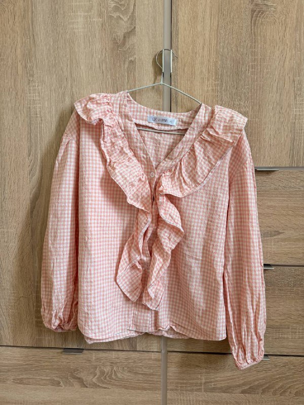 Рубашки в клетку и белая рубашка 2