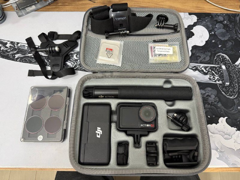 Экшен камера DJI Action 5 Pro, карта памяти, кейс, фильтры, крепления 2