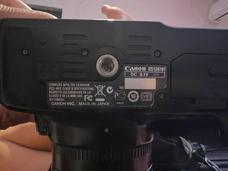 Фотоаппарат Canon EOS450d 3