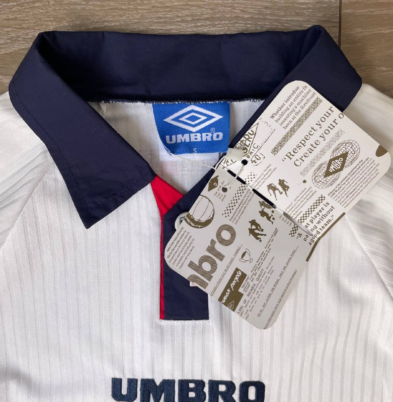 Футболка Англии Umbro размер M 4