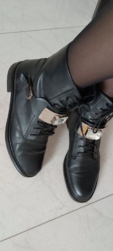 Ботинки кожаные, босоножки кожаные, кеды женские 2