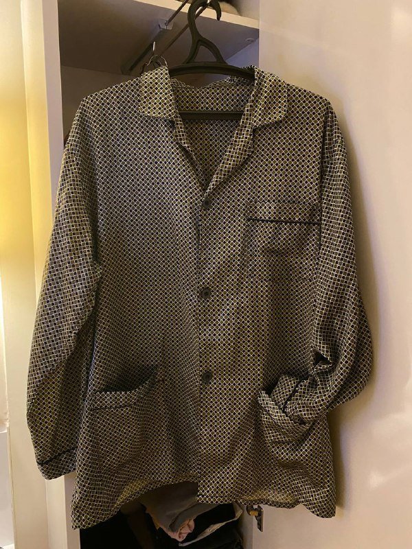 краска акриловая, шпатлевка мебельная, пояс, купальник, боди, рубашка, брюки Nike, брюки Awaystland 7