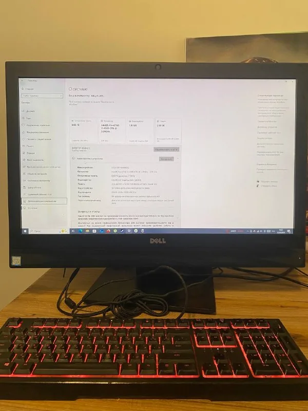Моноблок Dell, клавиатура Razer Ornata V2 1