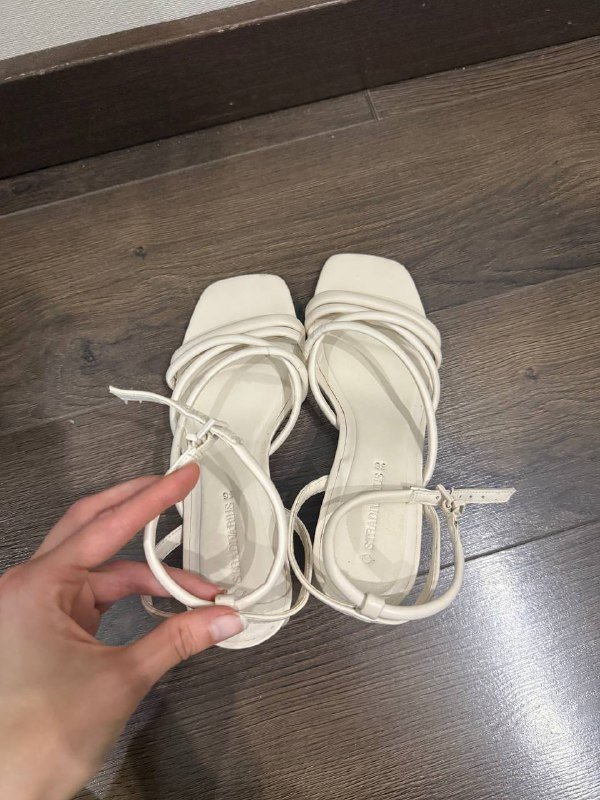 ботинки челси, босоножки, лоферы женские 7