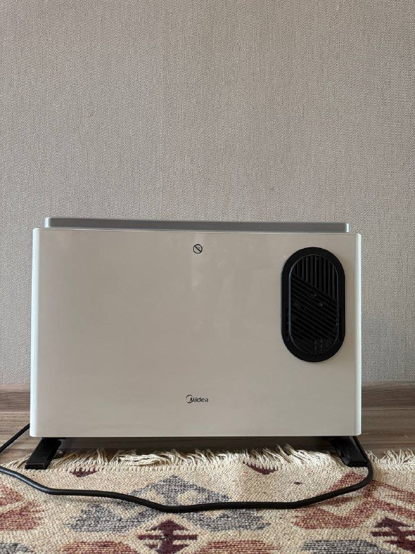 Сэндвичница Adler, вешалки для одежды, вентилятор, массажный ролик, тонометр, пляжный зонт, обогреватель, робот пылесос, автоматический освежитель, новогодний шар с подсветкой 7