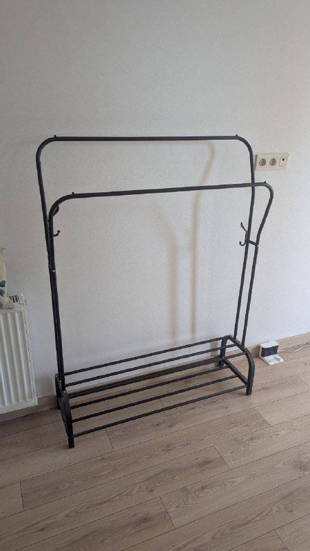 Железная вешалка рейл 2