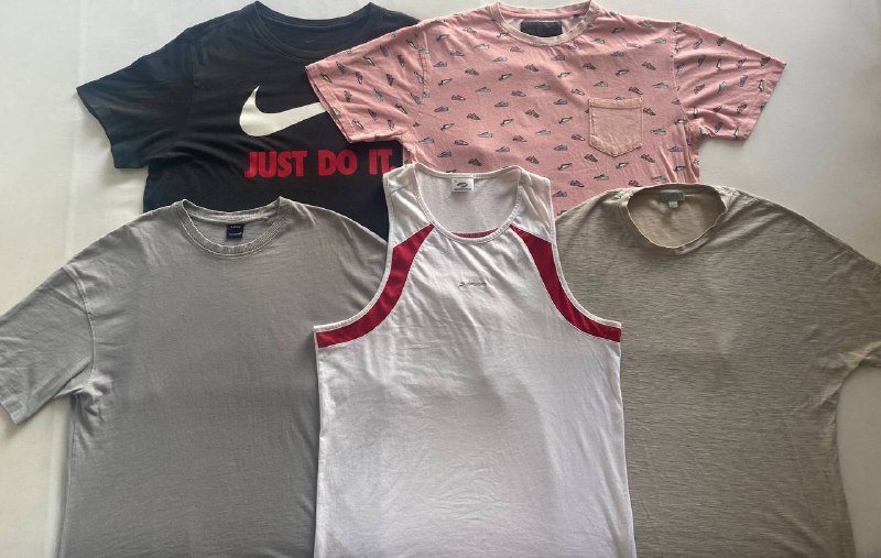 Мужские футболки размер L-XL