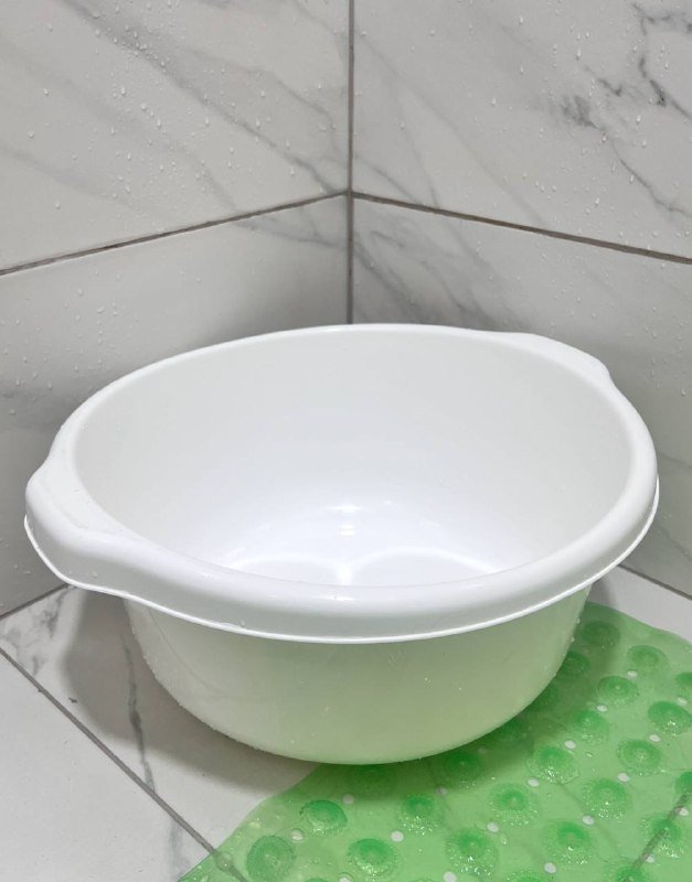 Игрушка-антистресс, карточки, спортивный коврик, розетка с таймером, скотч, корзина для пакетов, подставка для полотенец, банки для хранения, набор специй, тазик 10