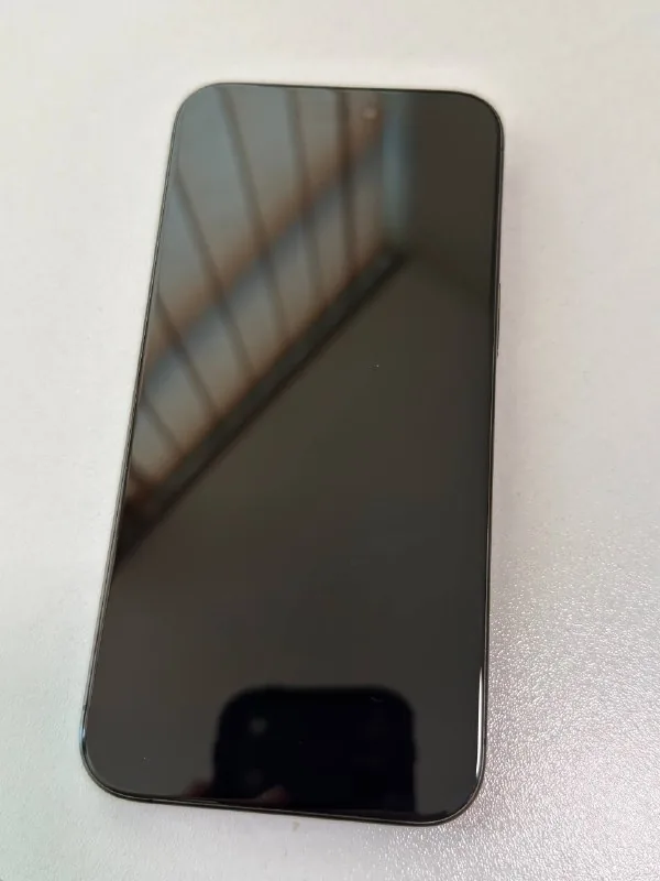 iPhone 15 Pro Max 1