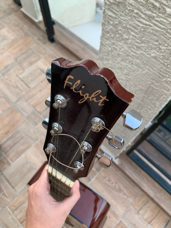 Гитара акустическая с чехлом 3