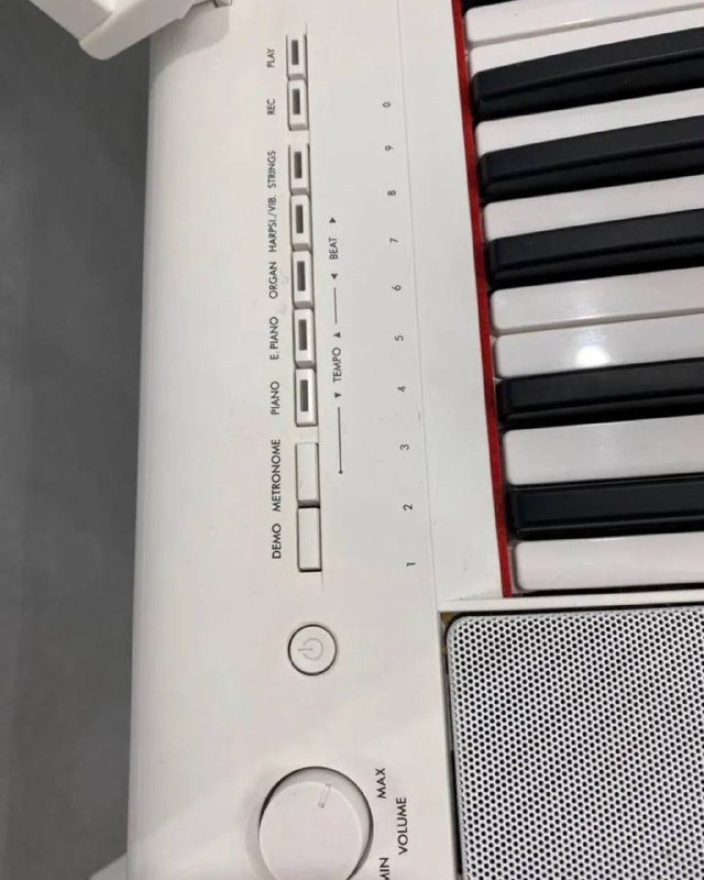 Цифровое пианино Yamaha NP-15 WH 4