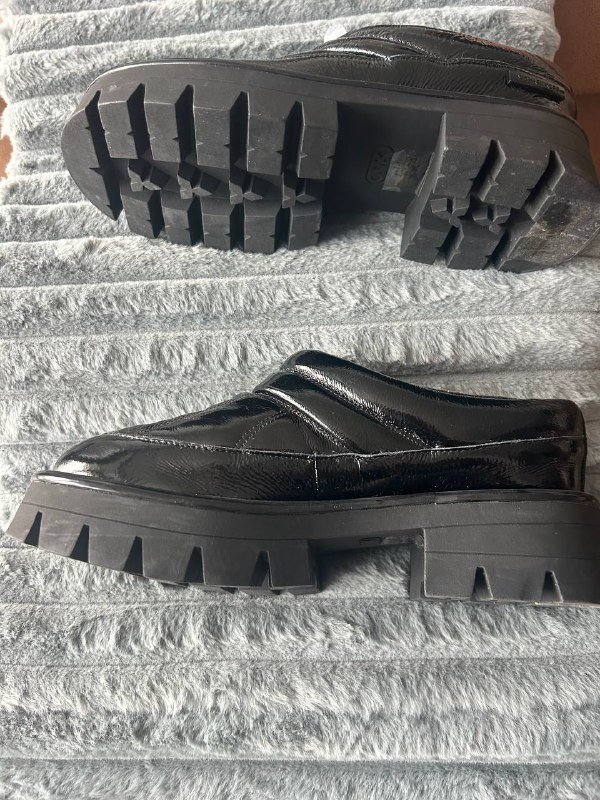 Ботинки Michael Kors новые размер 38,8